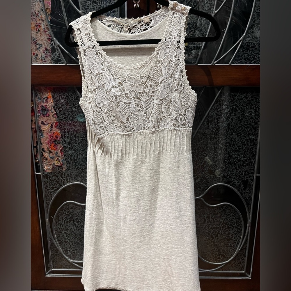 Anthropologie lightweight sweater Dress. Silver/Grey